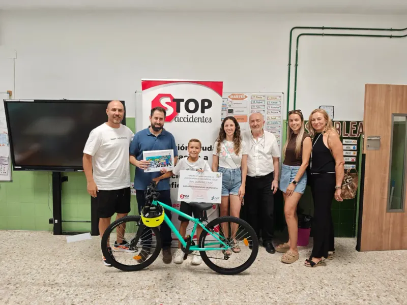 Un estudiante de Almoradí gana el concurso autonómico de seguridad vial de STOP Accidentes