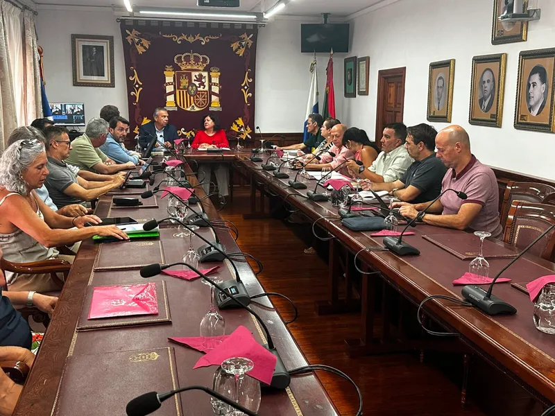 Tacoronte y Cabildo acuerdan con vecinos obras de protección para El Pris