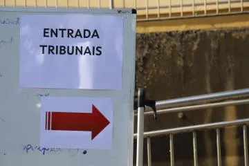 La Xunta intensifica los controles en las oposiciones de educación para garantizar la igualdad