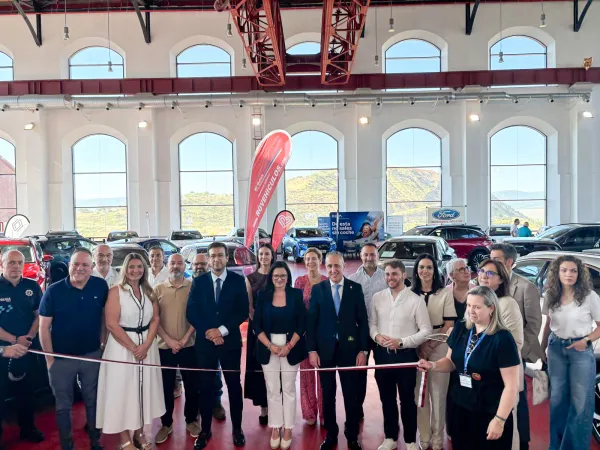 La Diputación de Ciudad Real impulsa la movilidad y la economía en la Feria del Automóvil de Puertollano