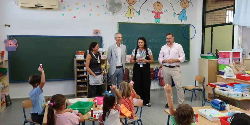 Utrera arranca el curso escolar con casi 9.000 alumnos y un nuevo grado en Emergencias