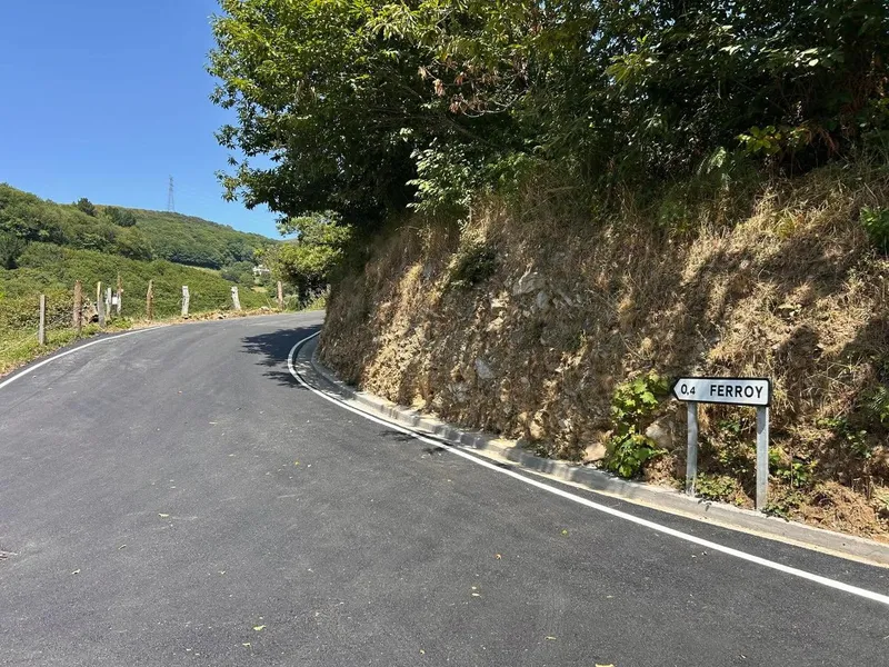 Allande finaliza la mejora del acceso a Ferroy con una inversión de 47.600 euros
