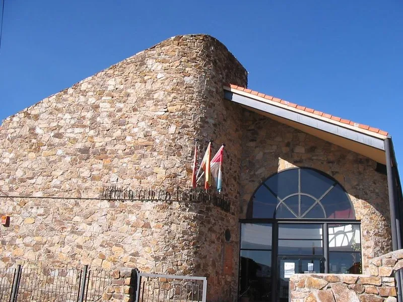 El Centro Cívico Fernando Bendito de Rascafría amplía su oferta cultural y formativa