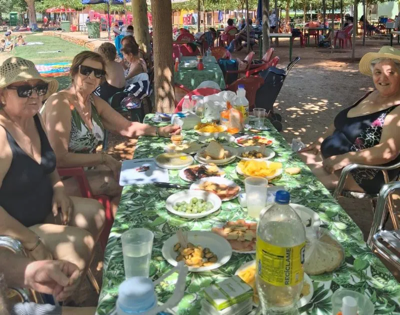 Daimiel inicia las excursiones de verano a las Lagunas de Ruidera para mayores