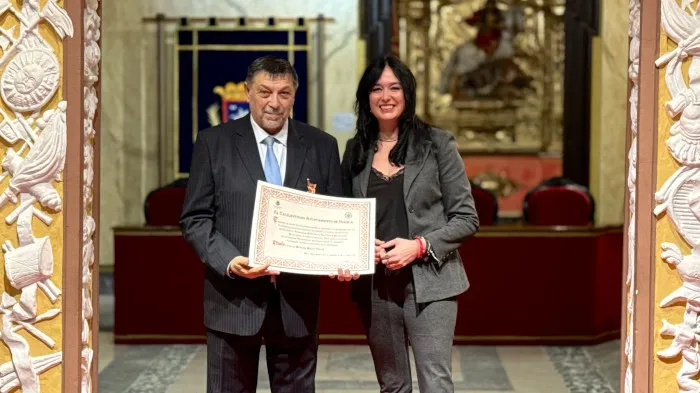 Huesca homenajea a Ernesto Escar con la Parrilla de Oro por su labor en las fiestas de San Lorenzo