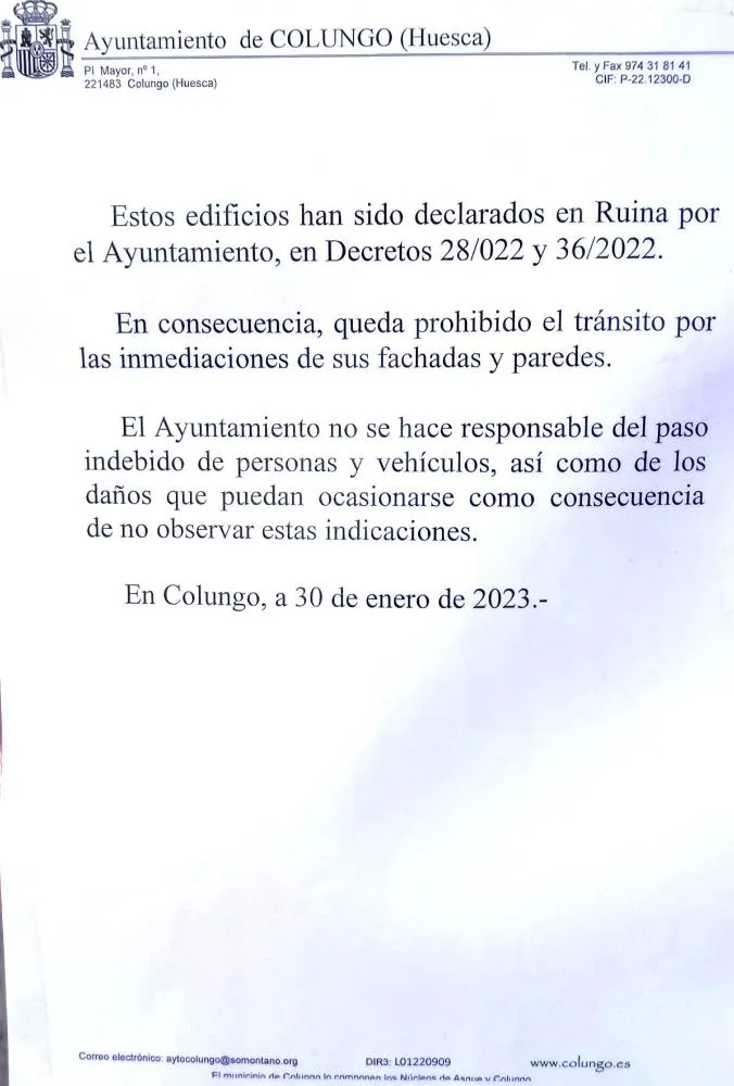Colungo restringe el tráfico por la ruina de varios edificios