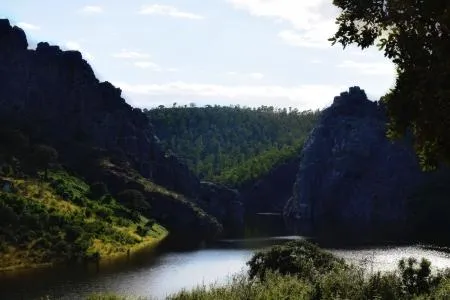 Ceclavín promociona sus parajes naturales: Canchos de Ramiro y Fuente Luenga