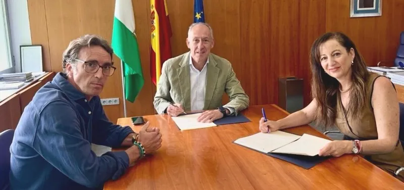 Tomares y CIRE refuerzan el apoyo al tejido empresarial y comercial con un nuevo convenio