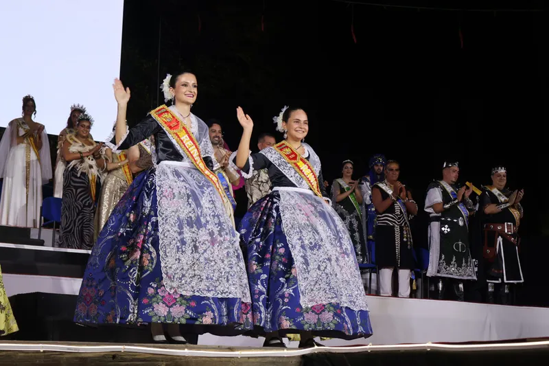 Novelda corona a Irene Reolid y Noa Valero como Reinas de las Fiestas Patronales 2026