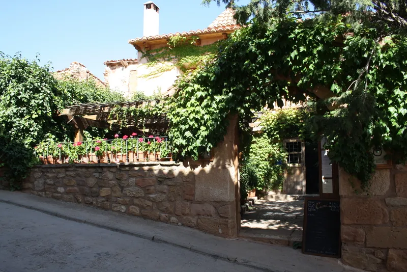 El Bar Restaurante La Yedra de Galve renueva su oferta de alojamiento