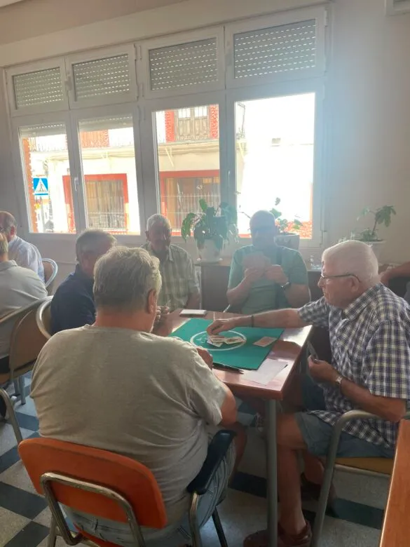 Pedro Muñoz celebra una jornada de Tute Subastado en la Feria