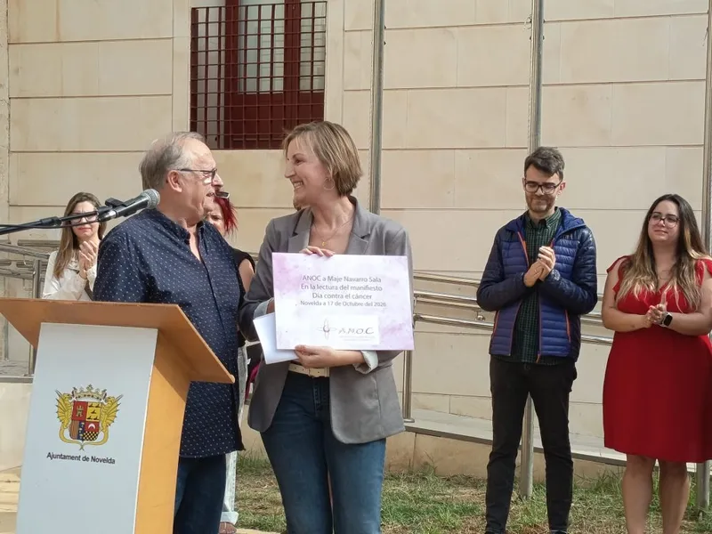 Novelda conmemora el Día Mundial contra el Cáncer de Mama reivindicando la detección precoz y el apoyo