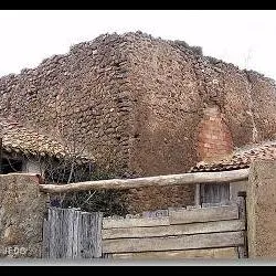 Descubren ruinas de una torre defensiva del valle del Rituerto en Matalebreras