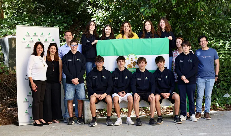 Alumnos sevillanos del IES Punta del Verde viajan a California para la final mundial de la LEGO League