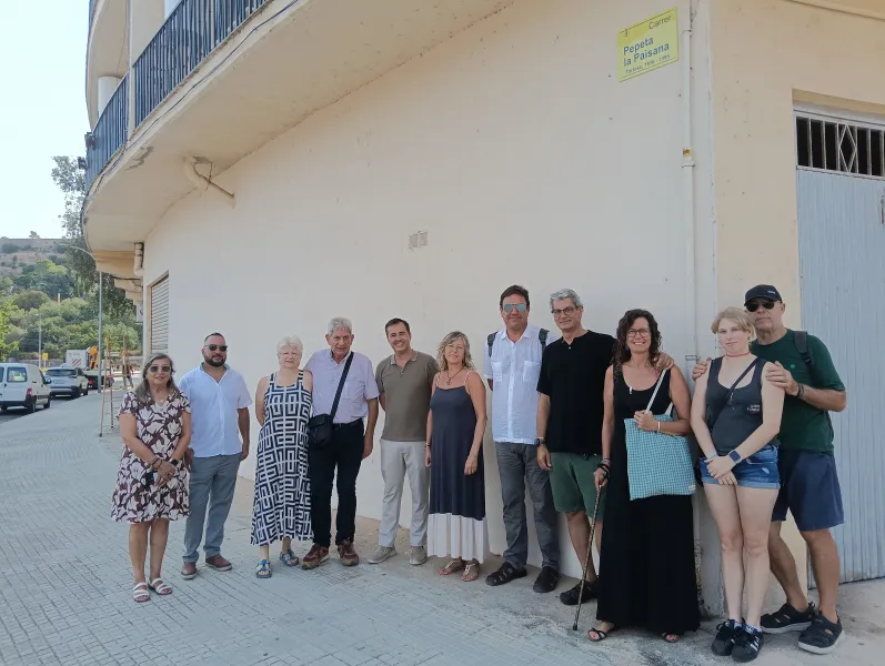 Tortosa honra a Pepeta la Paisana con una calle en el barrio de Remolins