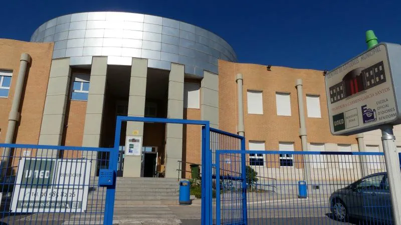 Benidorm destina 246.000 euros a la climatización de 20 centros educativos públicos