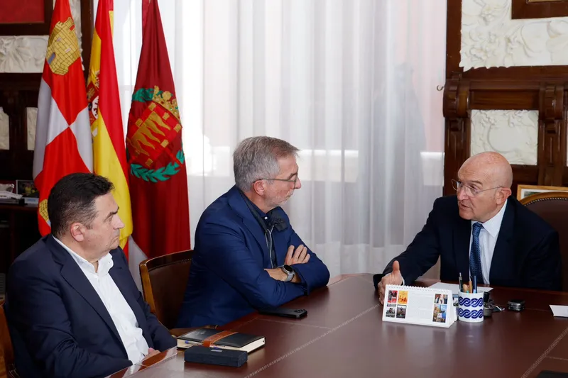 Valladolid impulsa su Hub Logístico Agroalimentario con la Autoridad Portuaria de Santander