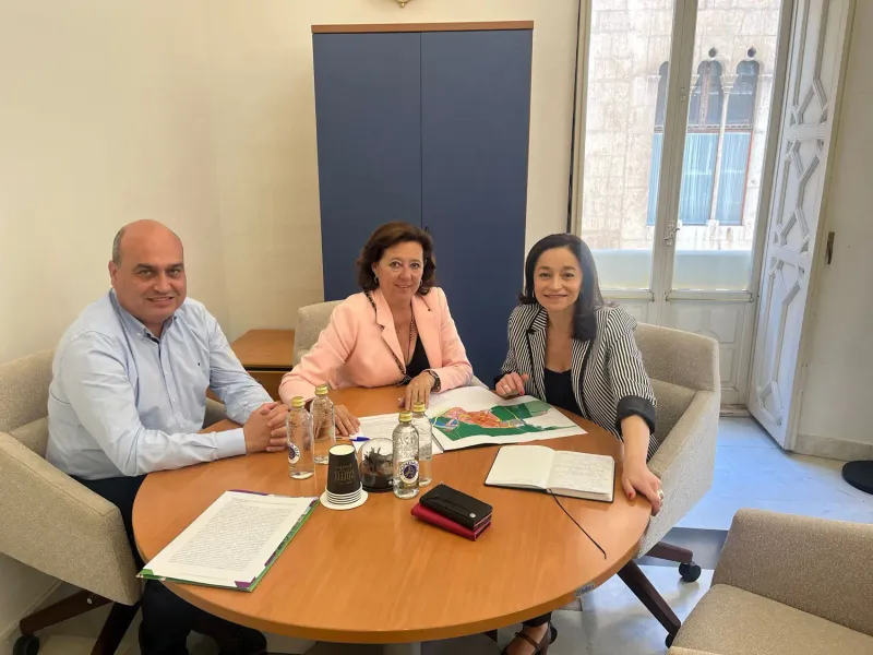 Almoradí impulsa su desarrollo económico con 1,4 millones de m² de suelo industrial y terciario