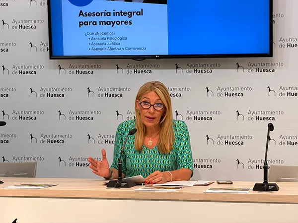 Huesca lanza una Asesoría Integral para Mayores con apoyo psicológico, jurídico y familiar