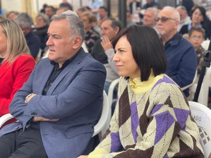 La ministra Diana Morant elogia la Feria del Libro de Geldo y la cultura rural