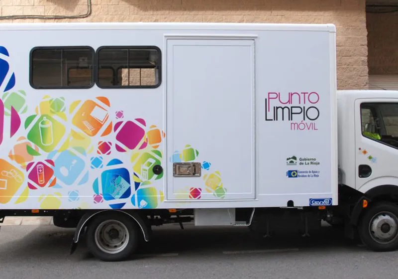 Clavijo estrena Punto Limpio Móvil para residuos domésticos