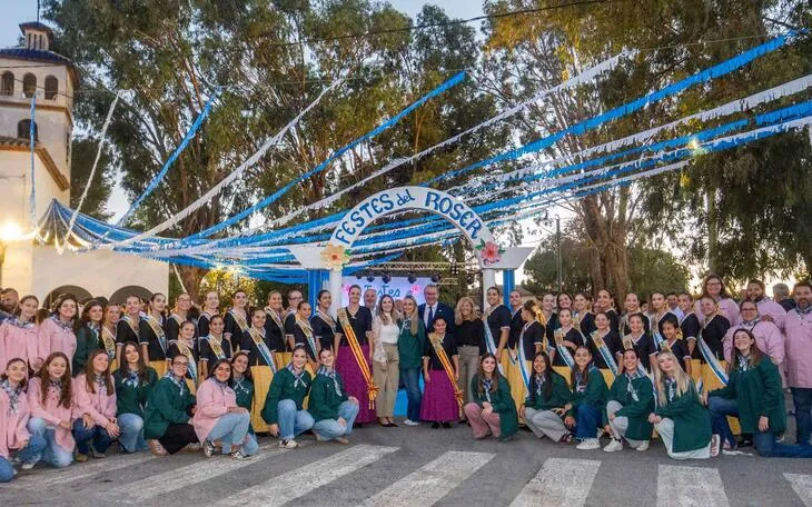 Benidorm celebra las Festes del Roser con romería, pregón y baile tradicional