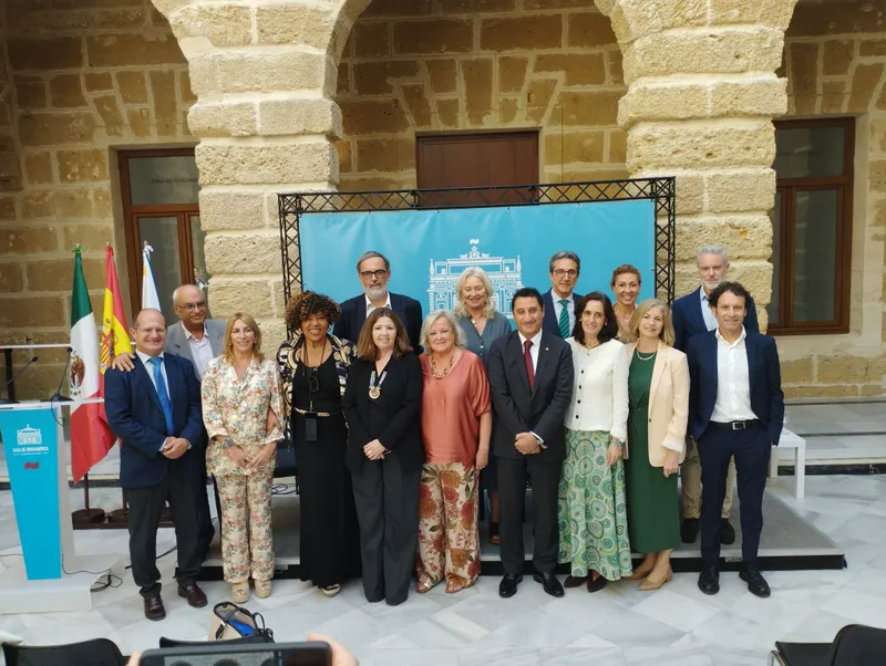 Algaida Editores participa en la conmemoración del Día Mundial del Galeón de Manila en Cádiz