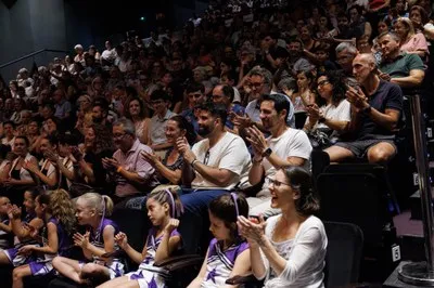 La Escola Municipal de Dansa de Castelldefels clausura el curso con un gran festival