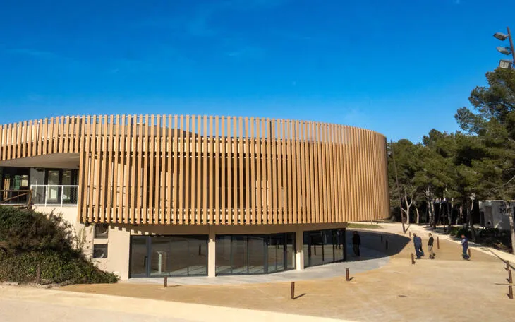 Benidorm adjudica el equipamiento tecnológico para la sala inmersiva del Parc de la Séquia Mare
