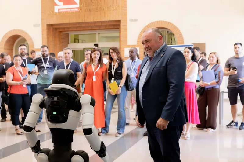 Diputación y Cámara de Comercio impulsan la competitividad empresarial en Castellón con Smart Week 2026