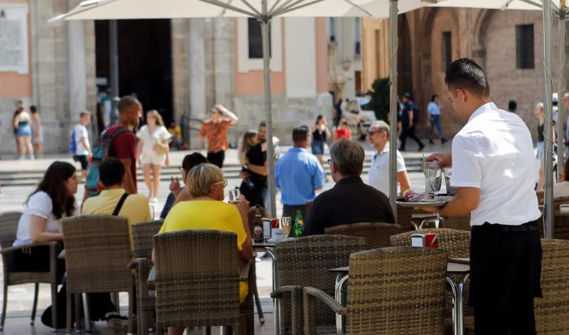 Andalucía lidera la caída del paro en España con 9.661 desempleados menos en julio