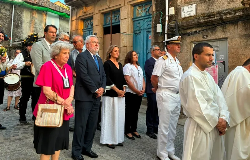 Vicepresidenta de la Diputación de Pontevedra asiste a la festividad de la Virgen del Carmen en Bouzas