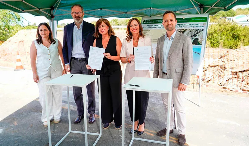 Inician las obras de la pasarela ciclopeatonal de Palma del Río sobre la A-431