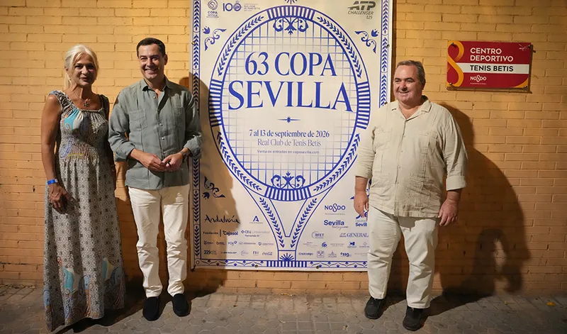 Juanma Moreno asiste a las semifinales de la Copa Sevilla Challenger de Tenis