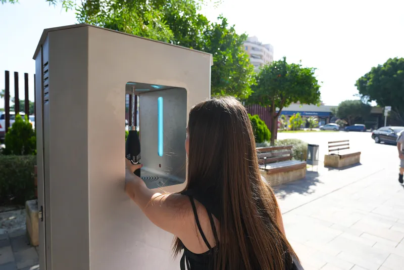 Mislata habilita refugios climáticos y una fuente de agua gratuita ante las olas de calor