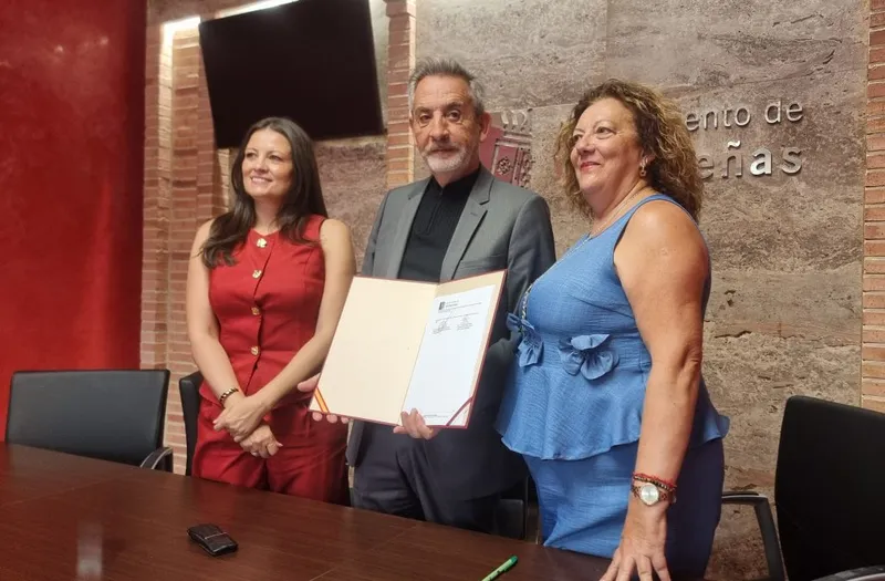 Valdepeñas destina 17.000 euros a Cruz Roja para apoyar a familias vulnerables