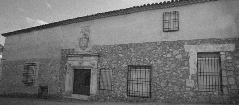 Descubren la Casa Solar de los Cardos, un vestigio histórico en Espuche