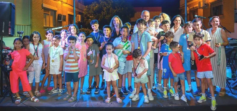 Tomares celebra su tradicional Velá de las Almenas con música, magia y actividades para toda la familia