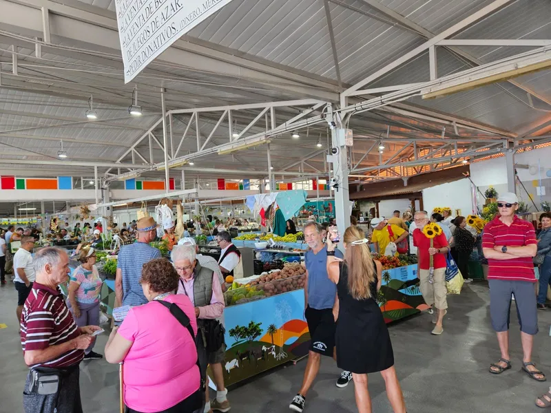 Tacoronte celebra 45 años del Mercadillo del Agricultor con un acto institucional