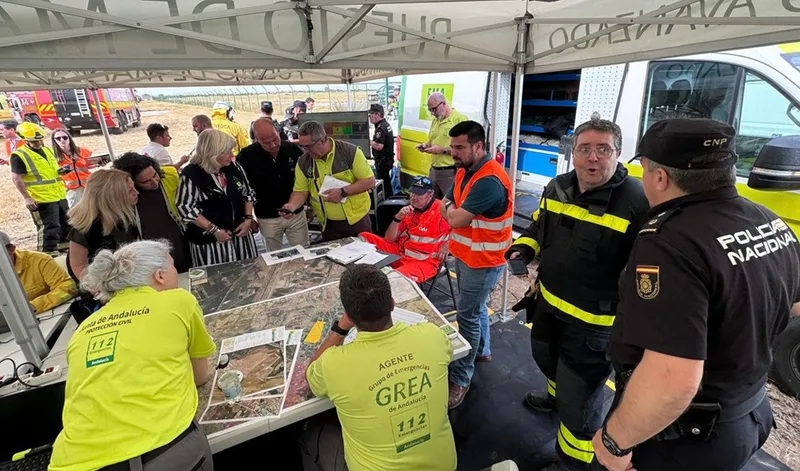 Simulacro de accidente aéreo en Jerez pone a prueba la respuesta de emergencias de Andalucía
