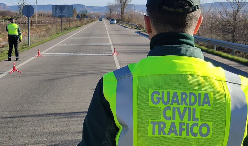 Trágico accidente en la A-7 de Vera: dos furgonetas colisionan con un fallecido y un herido