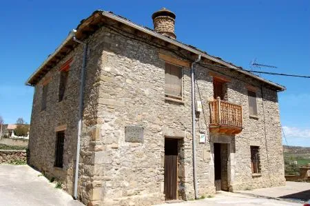 Apartamentos Turísticos Santa Ana en Javierrelatre abren sus puertas tras reforma