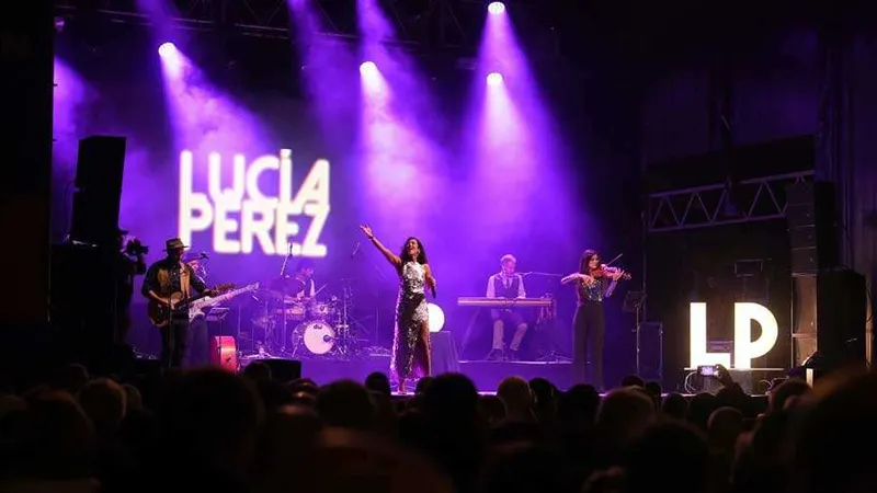 La Deputación de Pontevedra acerca la música de Lucía Pérez a A Cañiza