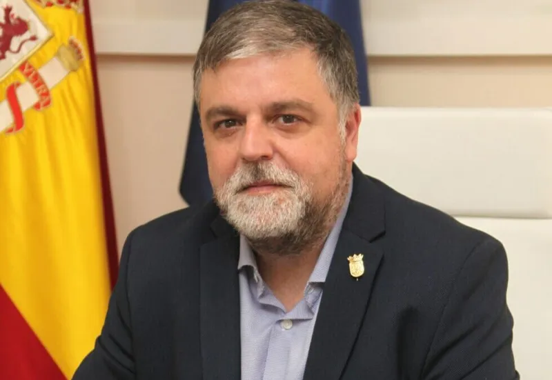 Villena declara la caducidad de la licencia de la planta fotovoltaica Los Alorines