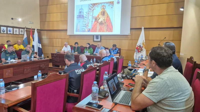 Candelaria coordina el dispositivo de seguridad para las Fiestas en honor a la Patrona de Canarias