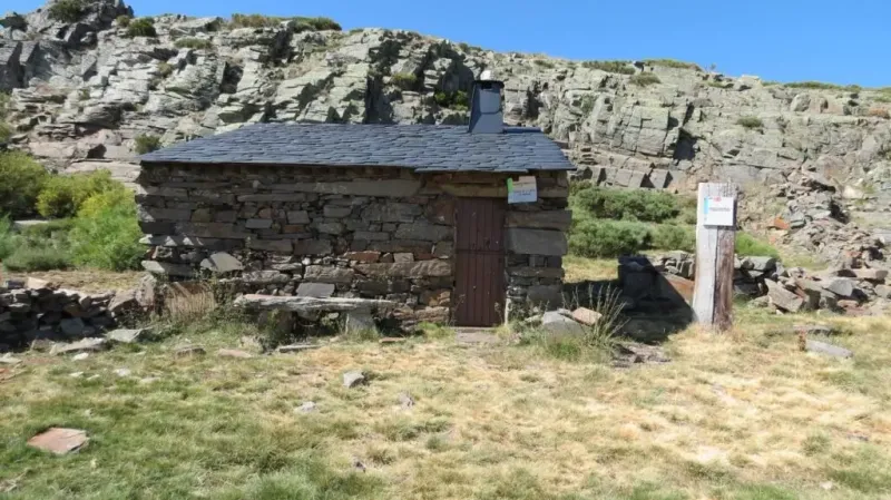 El sendero GR-84 'Montaña de Sanabria' ofrece 83 km de ruta circular por el Parque Natural
