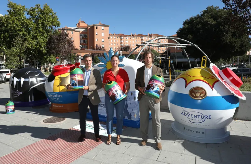 Toledo estrena contenedores de reciclaje Disney para fomentar el uso del vidrio entre los niños