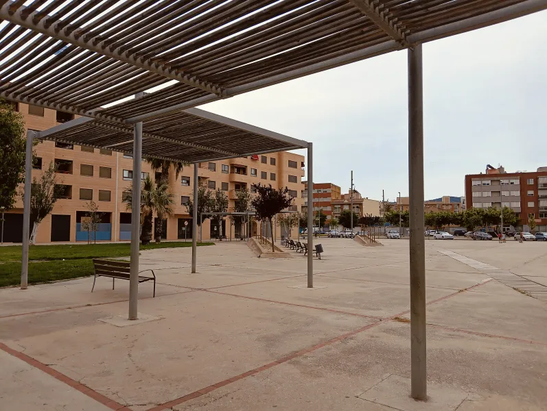 Ferreries vota la reforma de la plaça Francesc Macià: quatre opcions per a un espai més verd