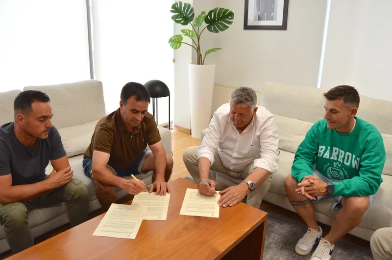 Sanxenxo mejora el campo de fútbol del SD Portonovo y su sistema de riego