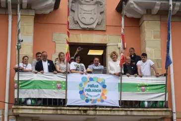 El alcalde de Piélagos anima a las peñas a ser motor de participación social todo el año